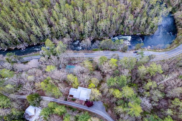 145 River Bend Lane, Blue Ridge, GA 30513