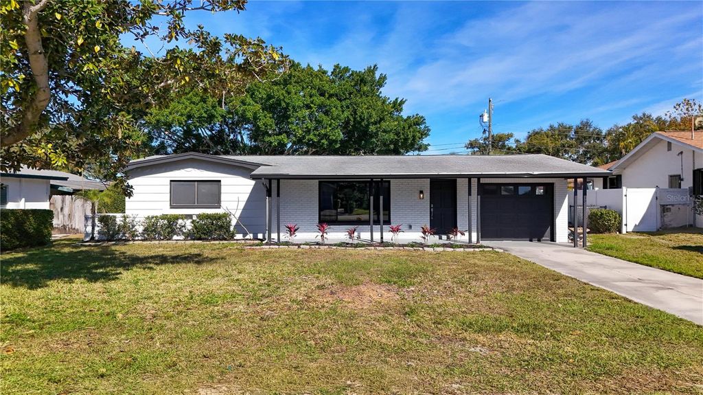 13845 94TH AVENUE, Seminole, FL 33776