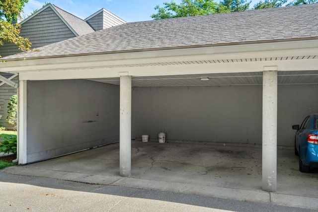 171 Swanton St 7, Winchester, MA 01890