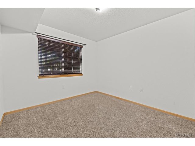 1221 University Ave A201, Fort Collins, CO 80521
