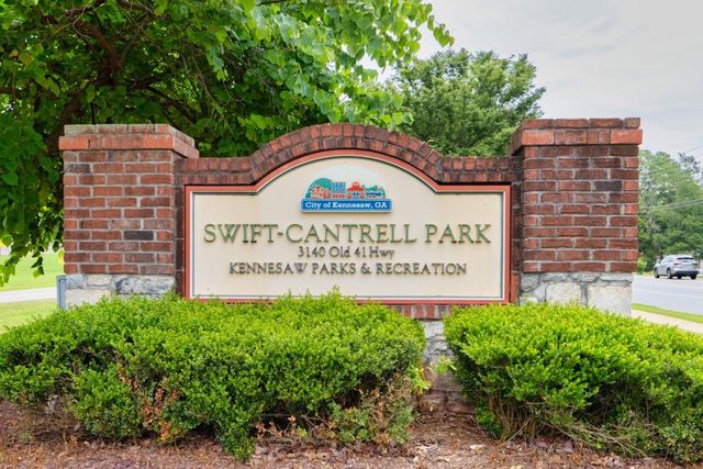 5595 Meadowstone Walk, Kennesaw, GA 30152