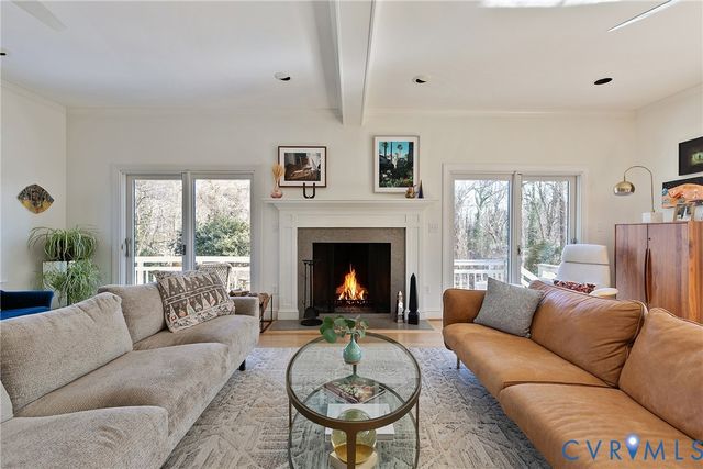 211 Wood Rd, Henrico, VA 23229