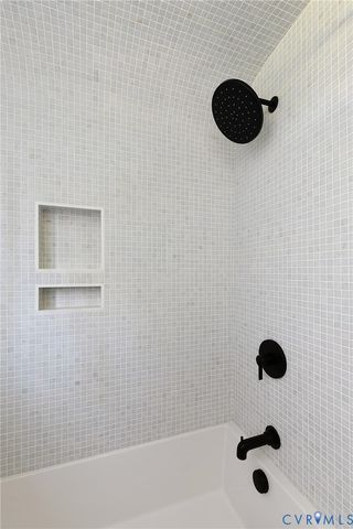 211 Wood Rd, Henrico, VA 23229