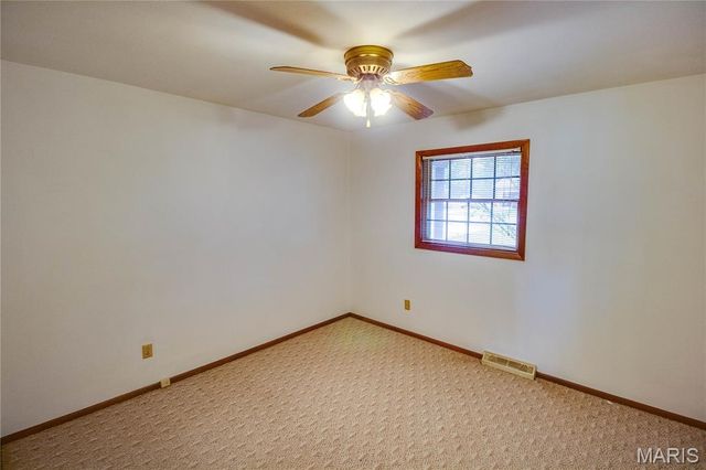 1361 Biscay Drive, Edwardsville, IL 62025