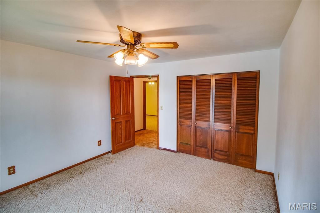 Image 27 of property listing at 1361 Biscay Drive, Edwardsville, IL 62025