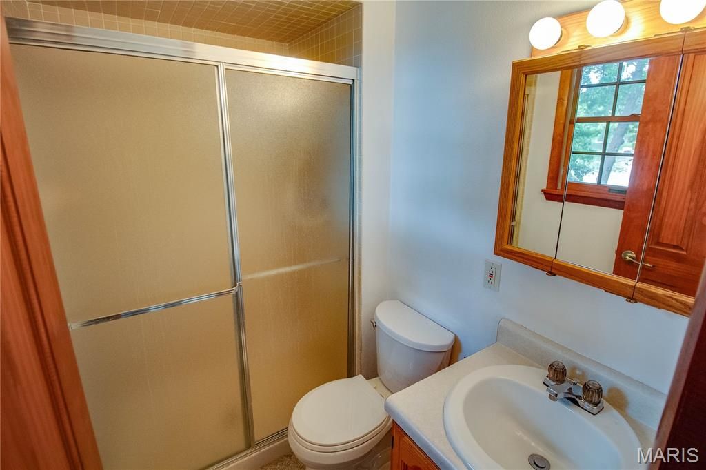 Image 29 of property listing at 1361 Biscay Drive, Edwardsville, IL 62025