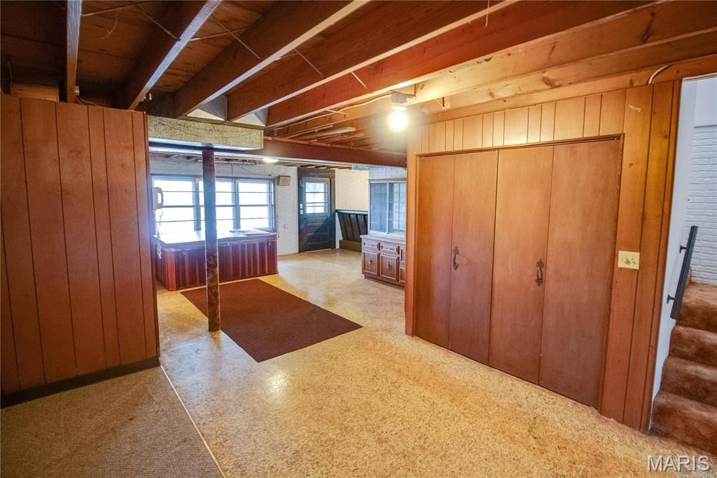 Image 36 of property listing at 1361 Biscay Drive, Edwardsville, IL 62025