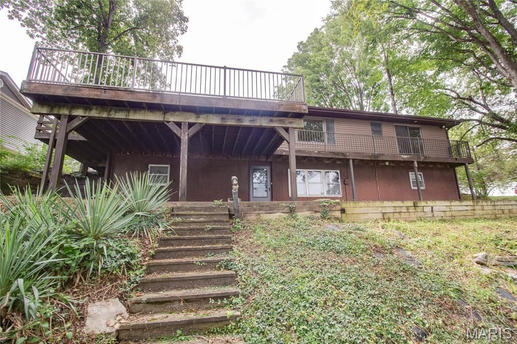 Image 60 of property listing at 1361 Biscay Drive, Edwardsville, IL 62025