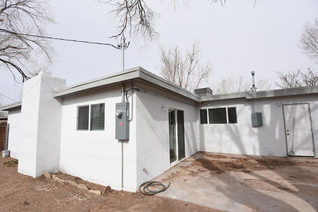 621 Elko Avenue, Grants, NM 87020