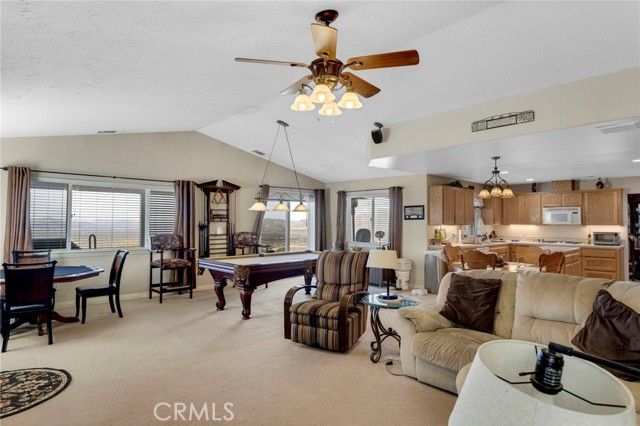 25850 Mountain View, Apple Valley, CA 92308