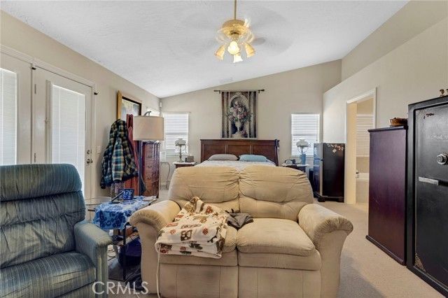 25850 Mountain View, Apple Valley, CA 92308