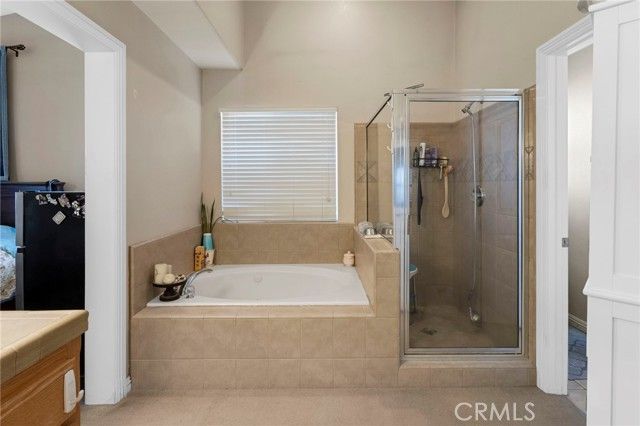 25850 Mountain View, Apple Valley, CA 92308