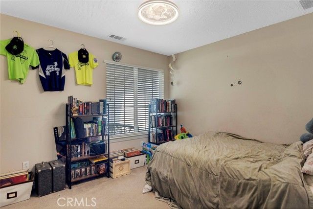 25850 Mountain View, Apple Valley, CA 92308