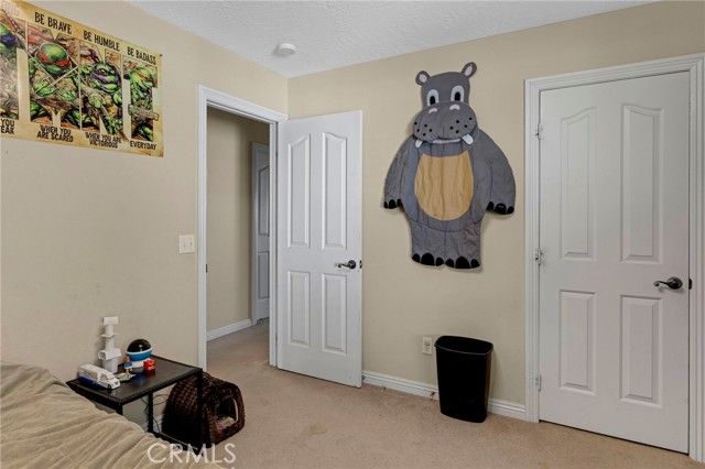 25850 Mountain View, Apple Valley, CA 92308