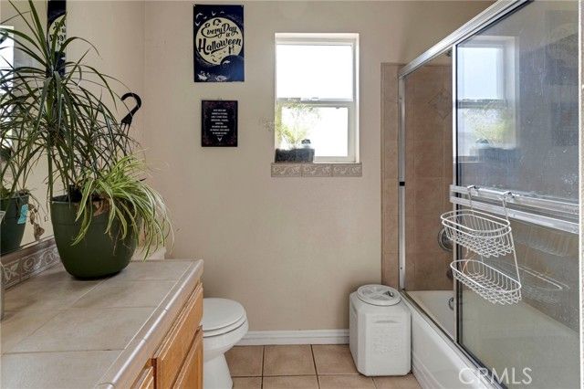 25850 Mountain View, Apple Valley, CA 92308