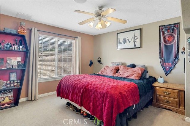 25850 Mountain View, Apple Valley, CA 92308