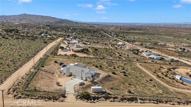 25850 Mountain View, Apple Valley, CA 92308