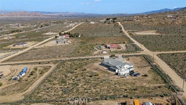 25850 Mountain View, Apple Valley, CA 92308