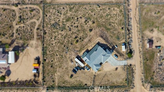 25850 Mountain View, Apple Valley, CA 92308