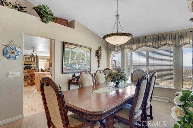 25850 Mountain View, Apple Valley, CA 92308