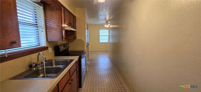 701 Burleson Street, Rockdale, TX 76567