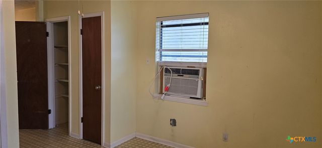 701 Burleson Street, Rockdale, TX 76567