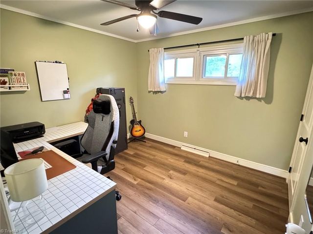 3338 Oliver Hills Road, Greensboro, NC 27406