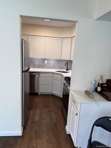 159 Fairview Circle 291U, Middle Island, NY 11953