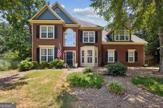 5059 Weatherstone Drive, Buford, GA 30519