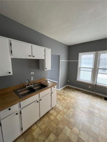 5606 Scarritt Avenue, Kansas City, MO 64123