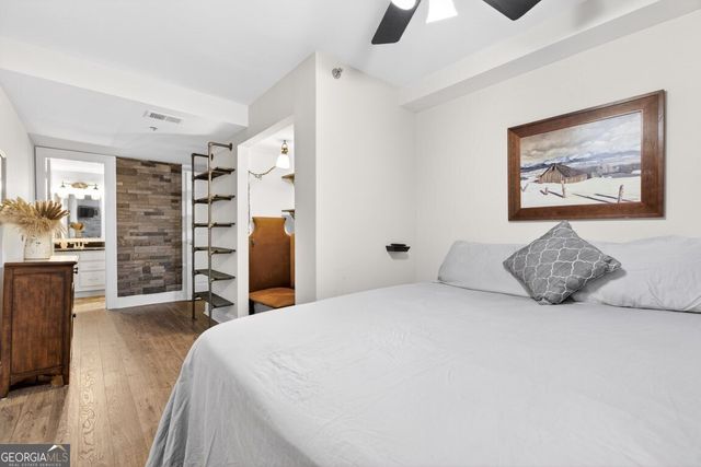 2855 Peachtree Road NE 109, Atlanta, GA 30305
