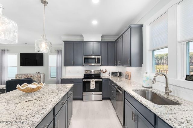 163 Freedom Park Road, Beaufort, NC 28516