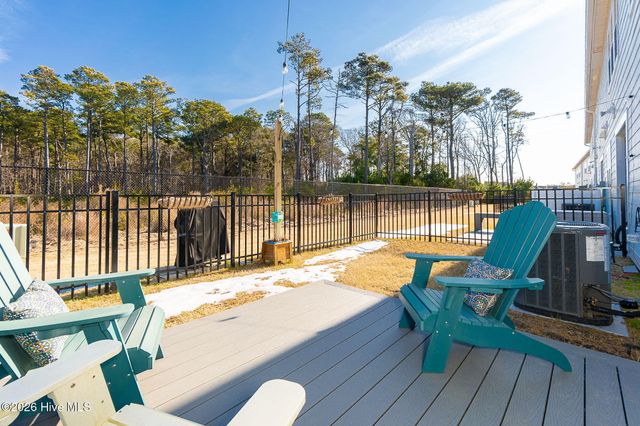 163 Freedom Park Road, Beaufort, NC 28516