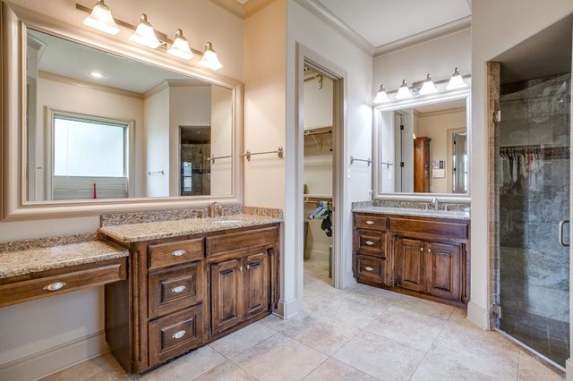 7101 Westover Drive, Granbury, TX 76049
