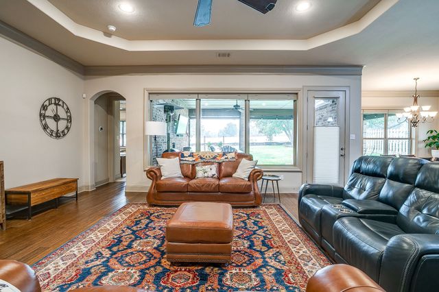 7101 Westover Drive, Granbury, TX 76049