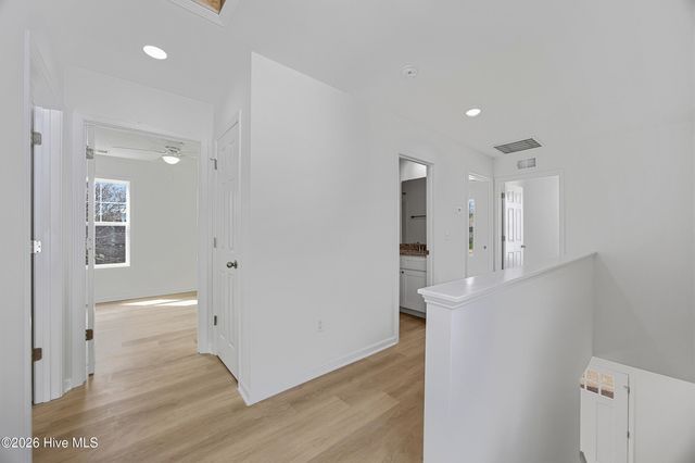 711 W Hayes Street, Burgaw, NC 28425