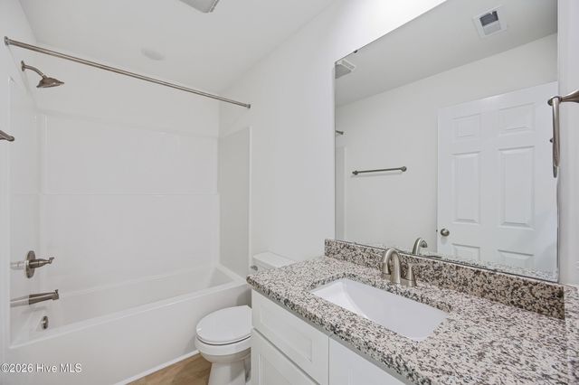 711 W Hayes Street, Burgaw, NC 28425