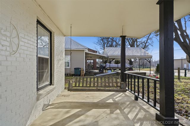 421 2nd Street, Ramona, OK 74061