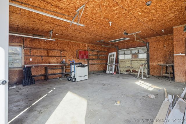 421 2nd Street, Ramona, OK 74061