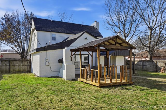 421 2nd Street, Ramona, OK 74061