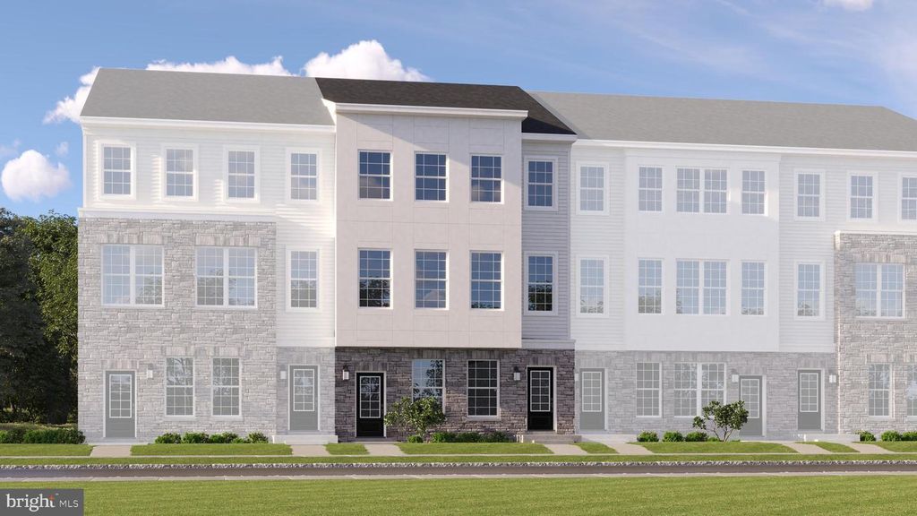 102 LEONA STEWART LN, Pennington, NJ 08534