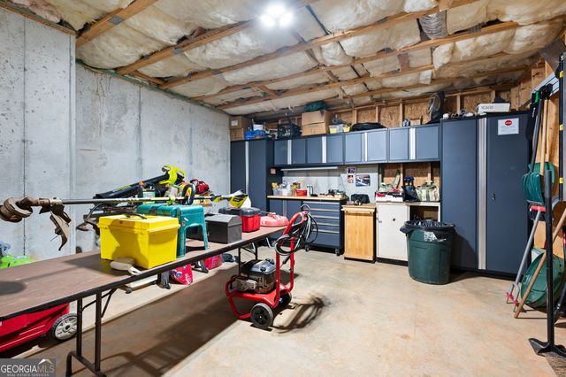 629 Wexford Court, Acworth, GA 30102