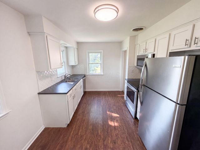 956 Meda Avenue, Lancaster, OH 43130