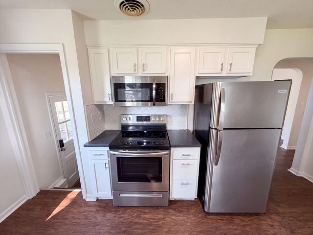 956 Meda Avenue, Lancaster, OH 43130