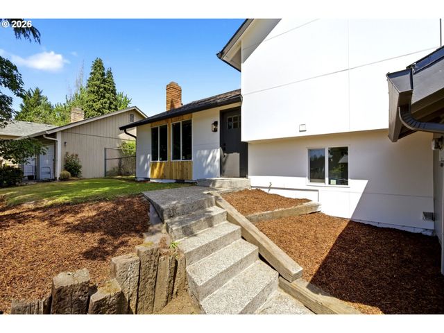 9905 Nw 4TH Ave, Vancouver, WA 98685
