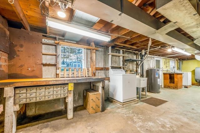 104 Milton Rd, Braintree, MA 02184