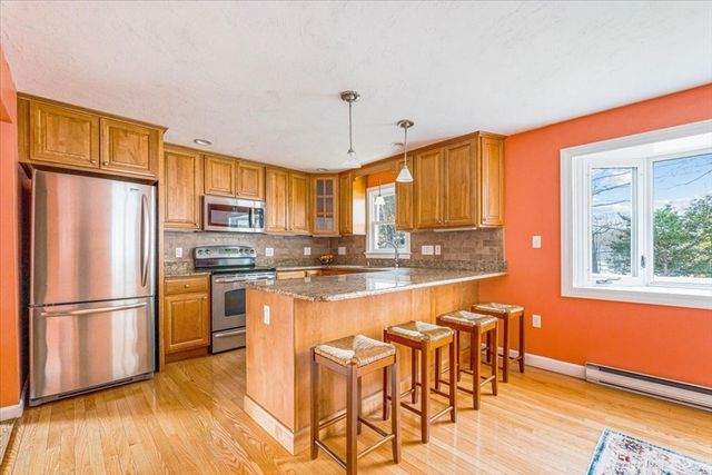 104 Milton Rd, Braintree, MA 02184