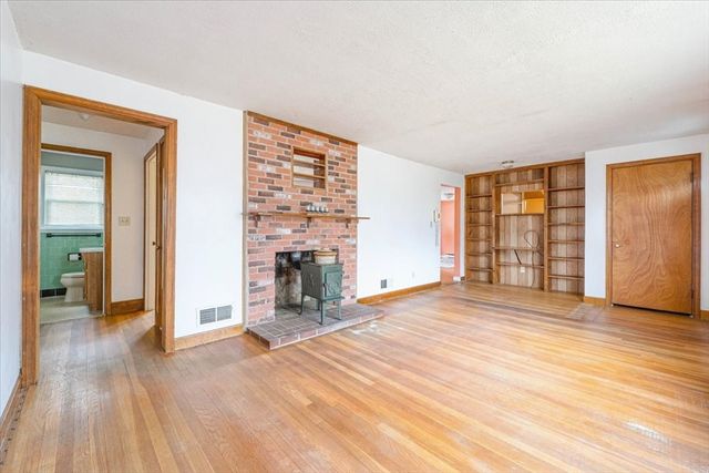 104 Milton Rd, Braintree, MA 02184