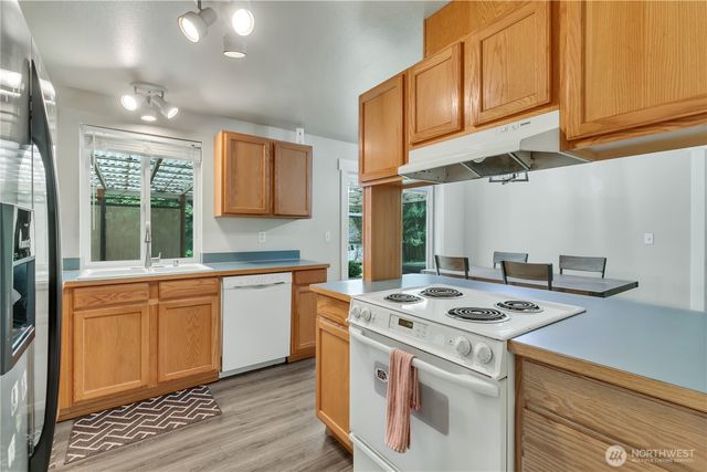 9407 202nd Avenue E, Bonney Lake, WA 98391