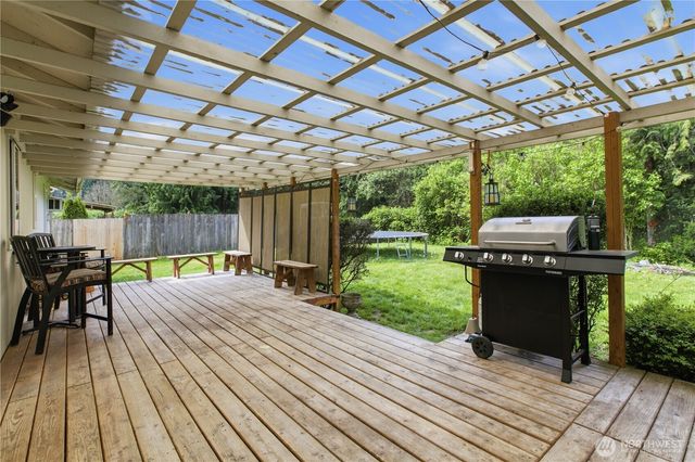 9407 202nd Avenue E, Bonney Lake, WA 98391